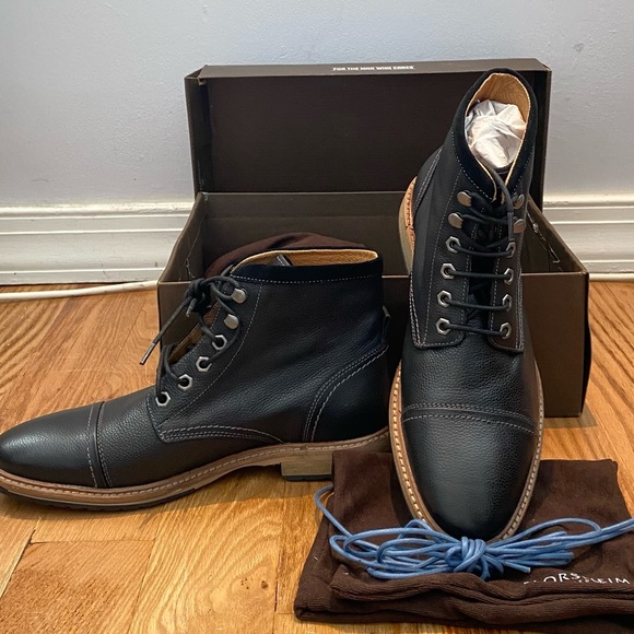 Florsheim 8.5, black leather brown sole boot - Picture 3 of 8